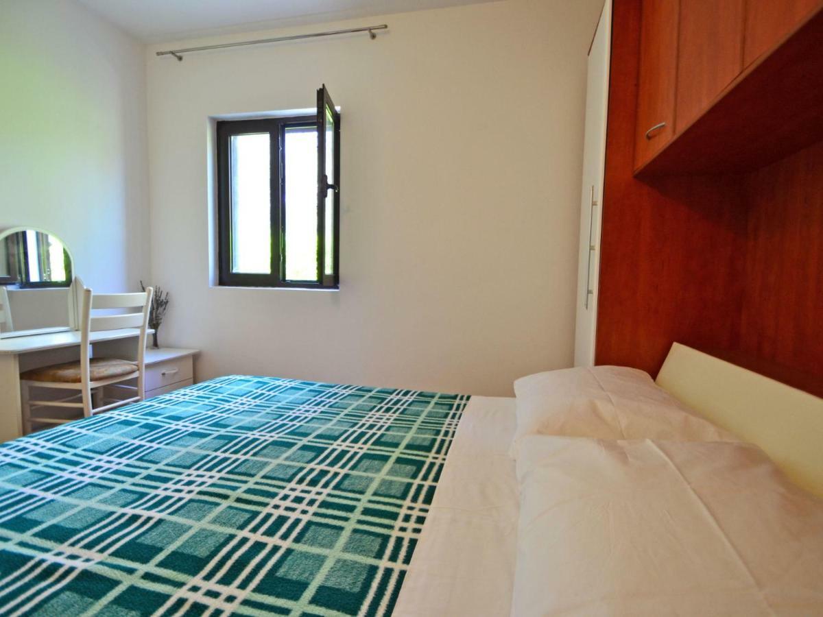 Holiday Home Nikolina By Interhome Вир Екстер'єр фото