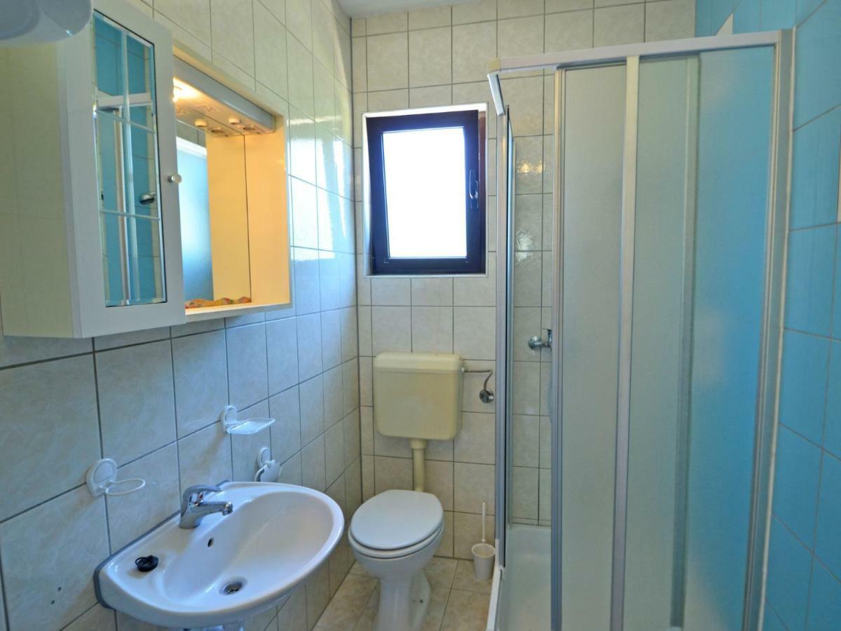 Holiday Home Nikolina By Interhome Вир Екстер'єр фото